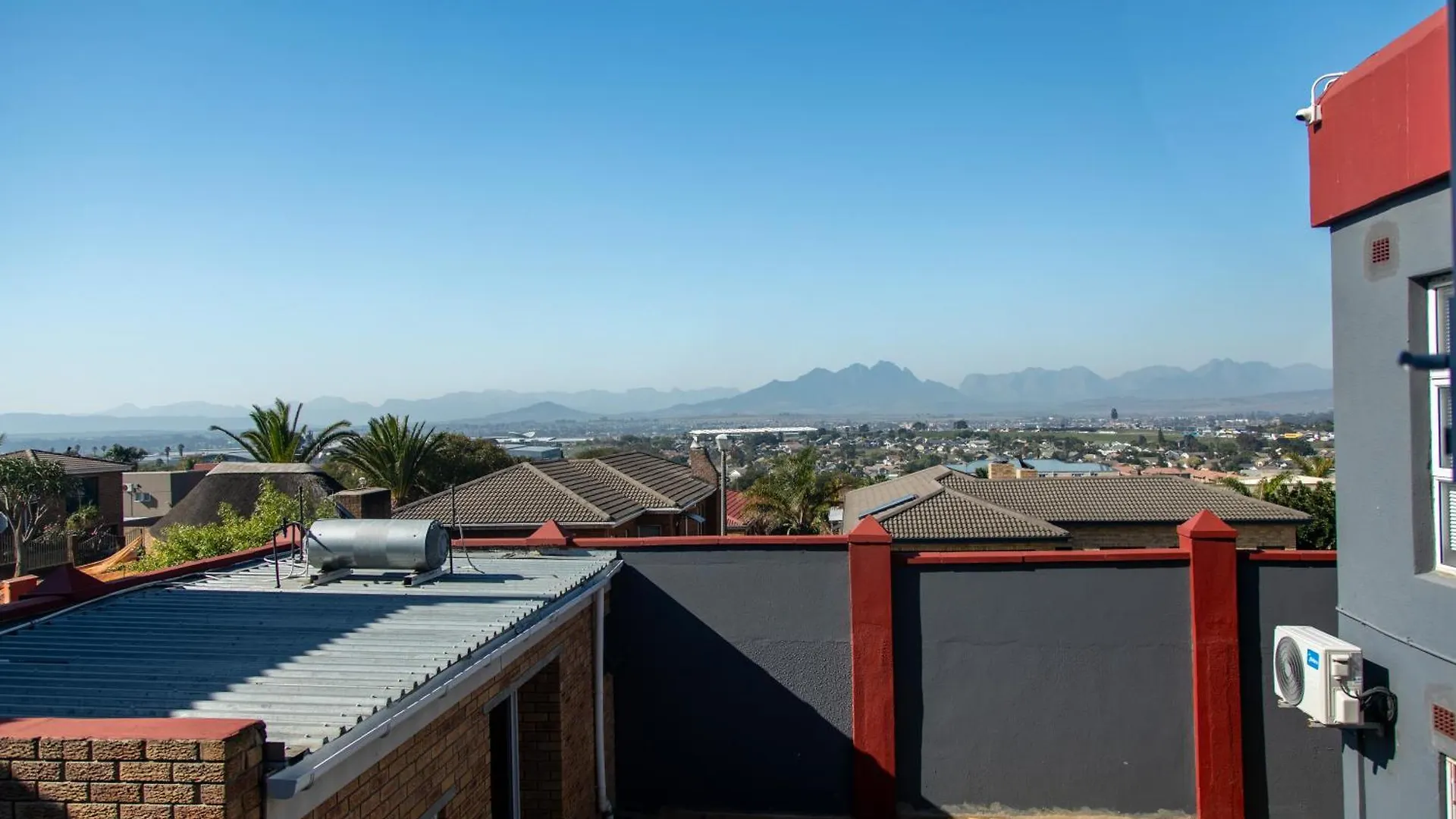 Vredekloof Views Villa Cape Town
